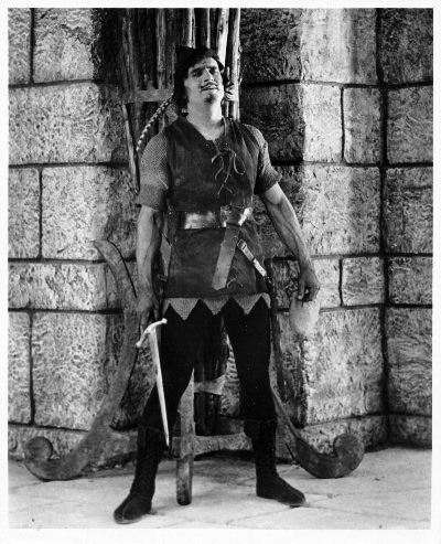 Douglas Fairbanks in Robin Hood, classic movies, Allan Dwan